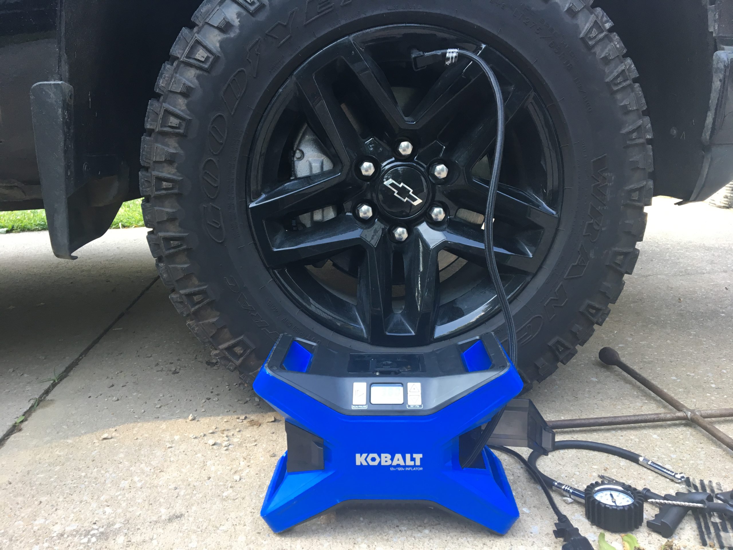 The Kobalt 12-Volt/120-Volt Portable Air Compressor