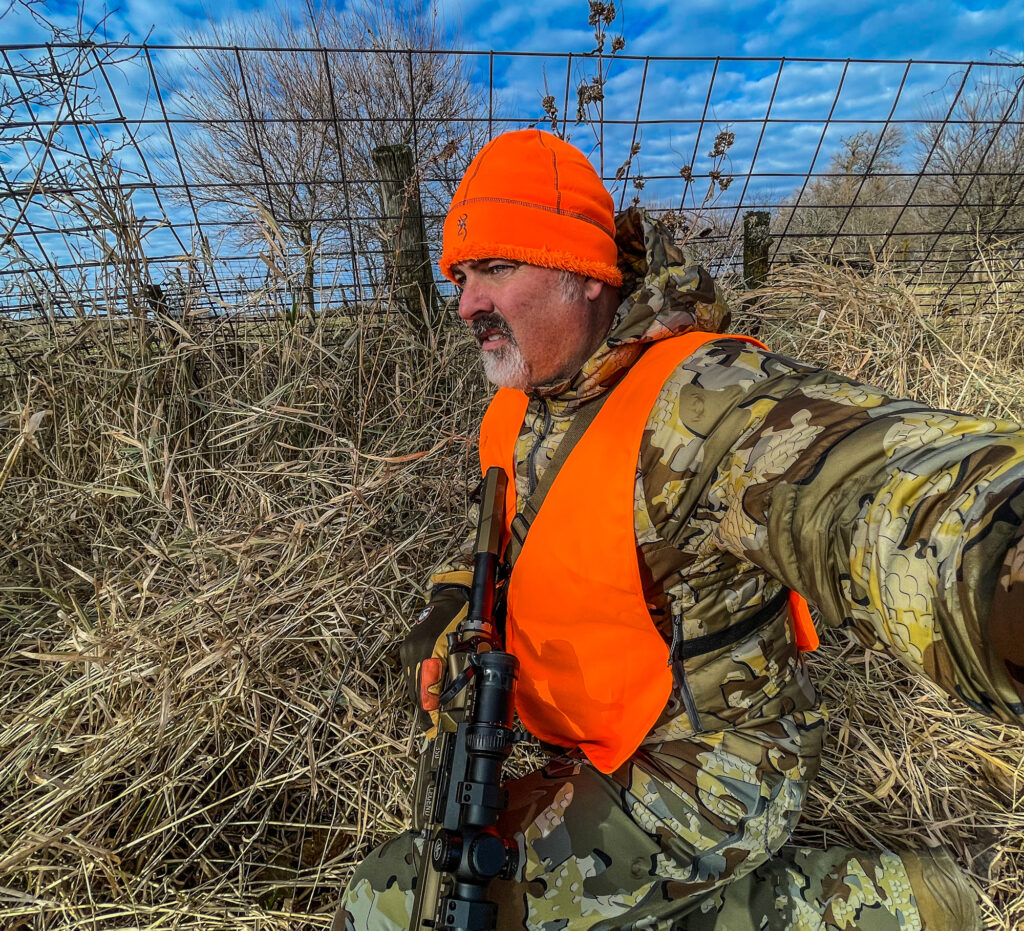 Whitetail Hunting in Iowa with the KUIU Super Down Ultra Jacket - The Gear  Bunker